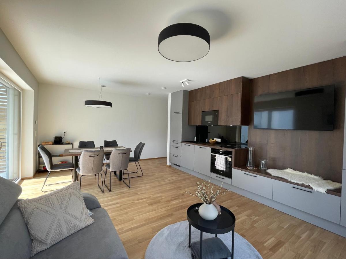Luxury - Apartment Mit Balkon In Seenaehe Gmunden Εξωτερικό φωτογραφία