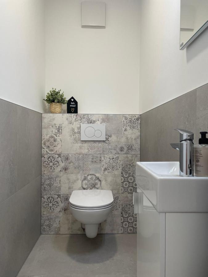 Luxury - Apartment Mit Balkon In Seenaehe Gmunden Εξωτερικό φωτογραφία